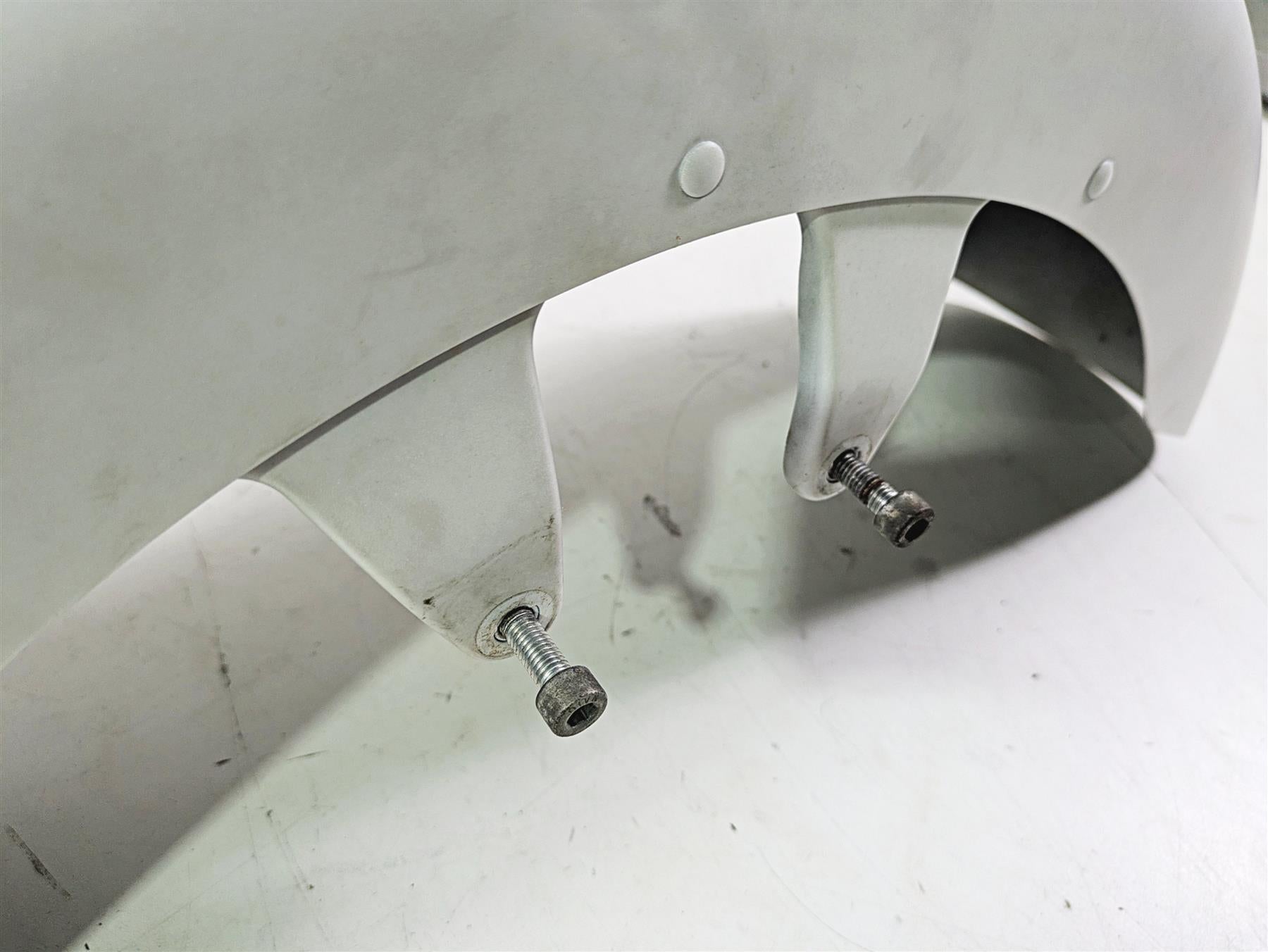 2018 Indian Chieftain Limited Front Fender & Headress 1023049 {{ shop.shopifyCountryName }} - Mototech271