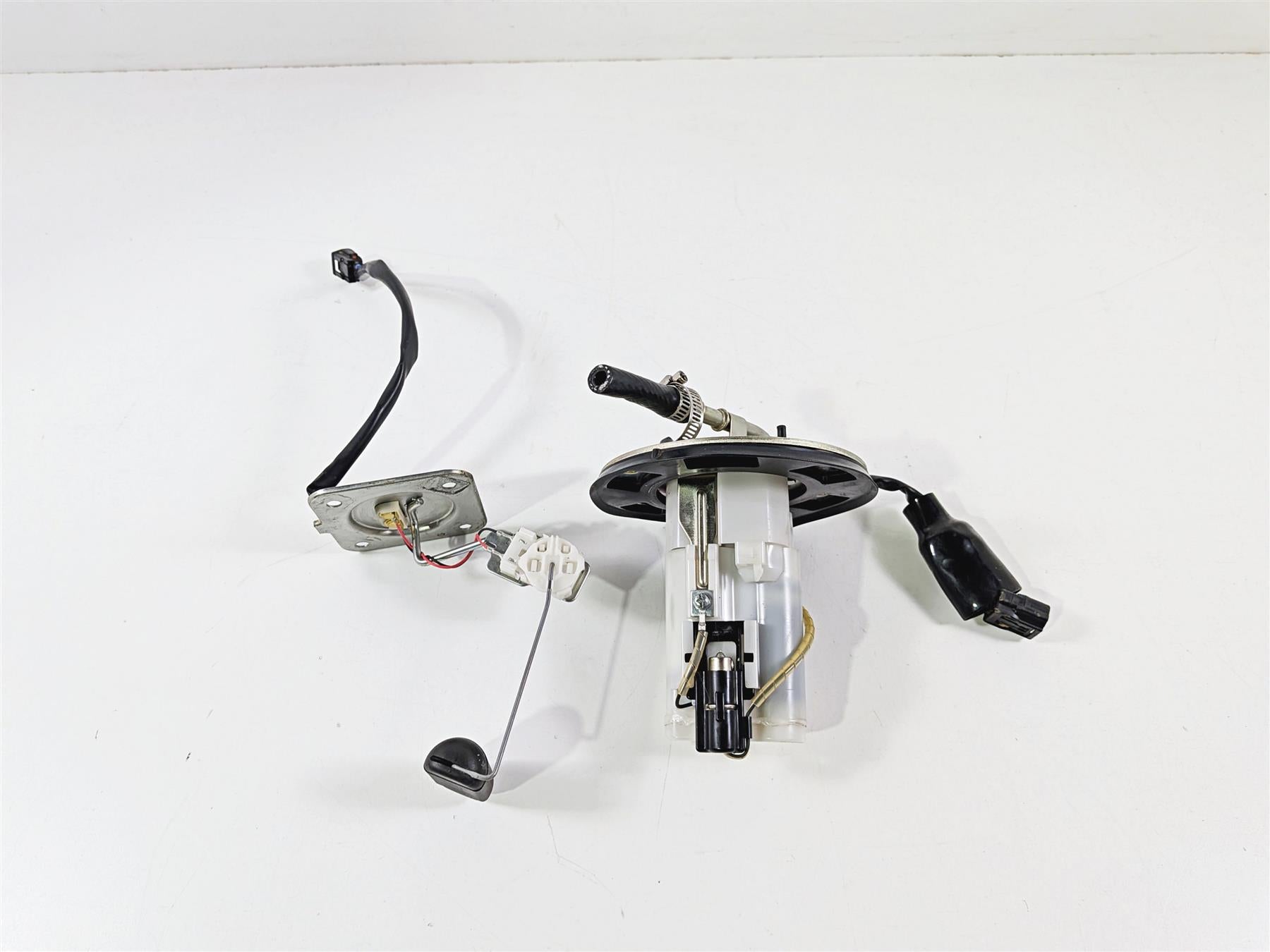 2017 Honda CRF1000 Africa Twin Fuel Gas Petrol Pump & Sending Unit 16700-MJP-G51-Mototech271