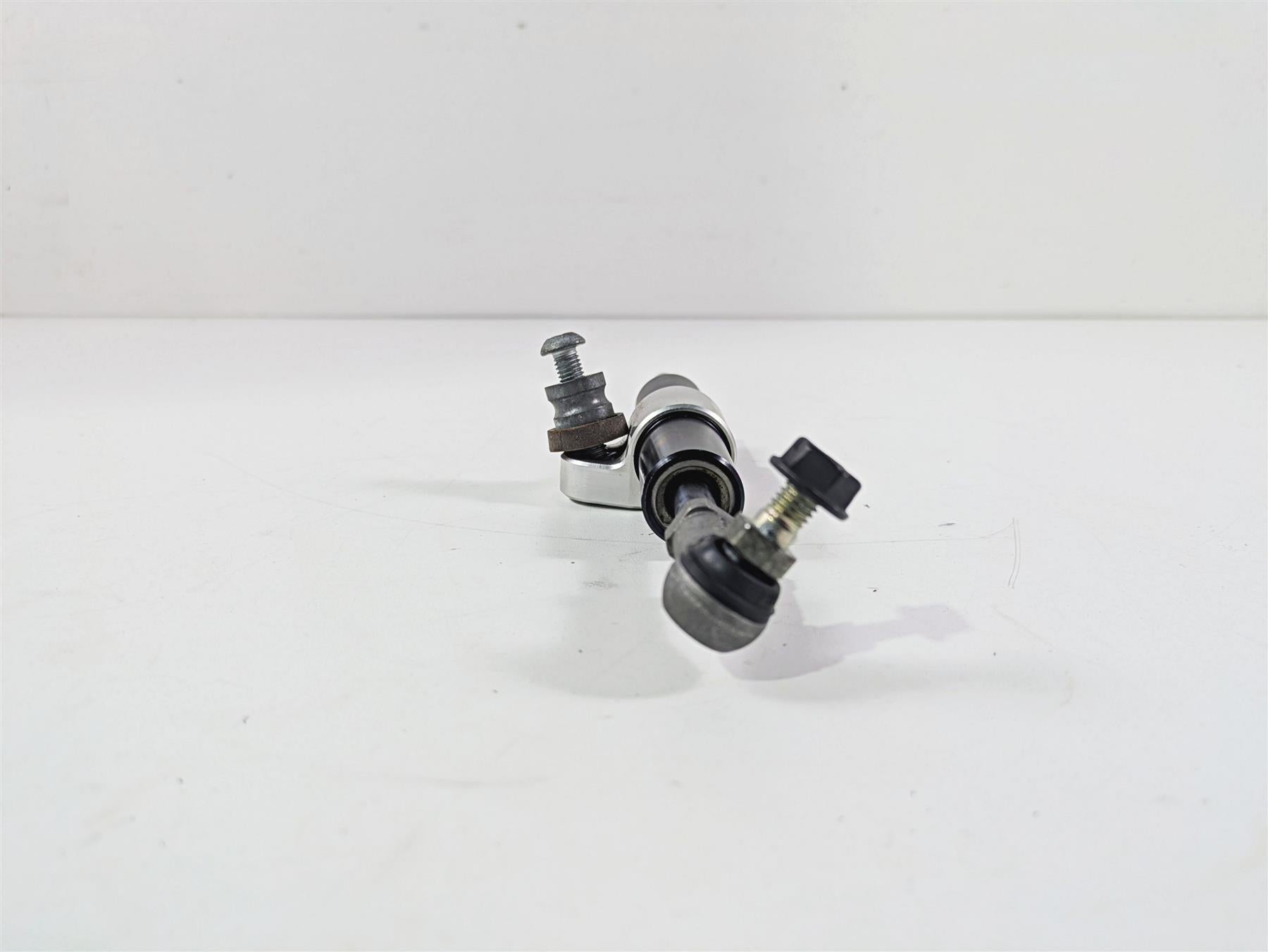 2016 BMW R1200RT K52 Steering Damper & Mounts Set 32768549363 {{ shop.shopifyCountryName }} - Mototech271