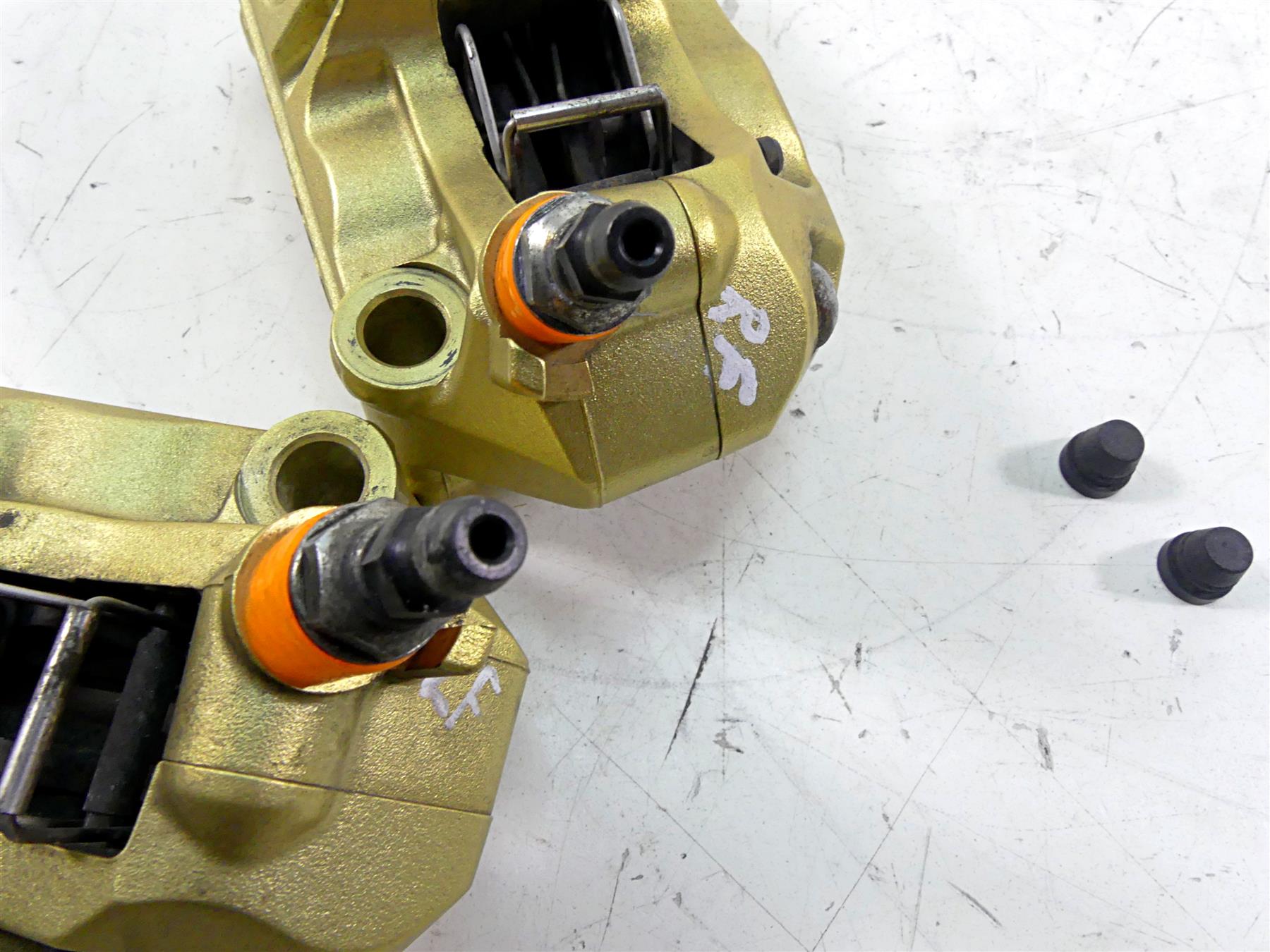 2018 BMW S1000RR K46 Front Brembo 100mm Brake Caliper 34117714783 34117714784 {{ shop.shopifyCountryName }} - Mototech271