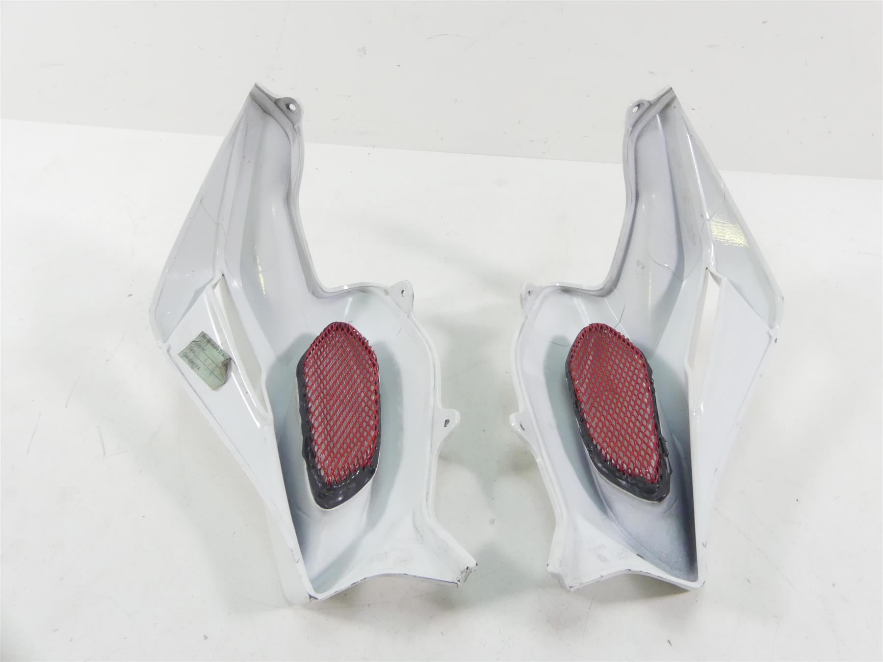 2012 Mv Agusta Brutale 1090 R Front Tank Airbox Air Inlet Covers 80A0B5777 {{ shop.shopifyCountryName }} - Mototech271