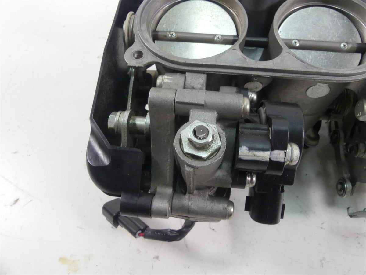 2008 Yamaha FZ1 Fazer Mikuni Throttle Body Bodies & Wiring 2D1-13750-20-00 {{ shop.shopifyCountryName }} - Mototech271