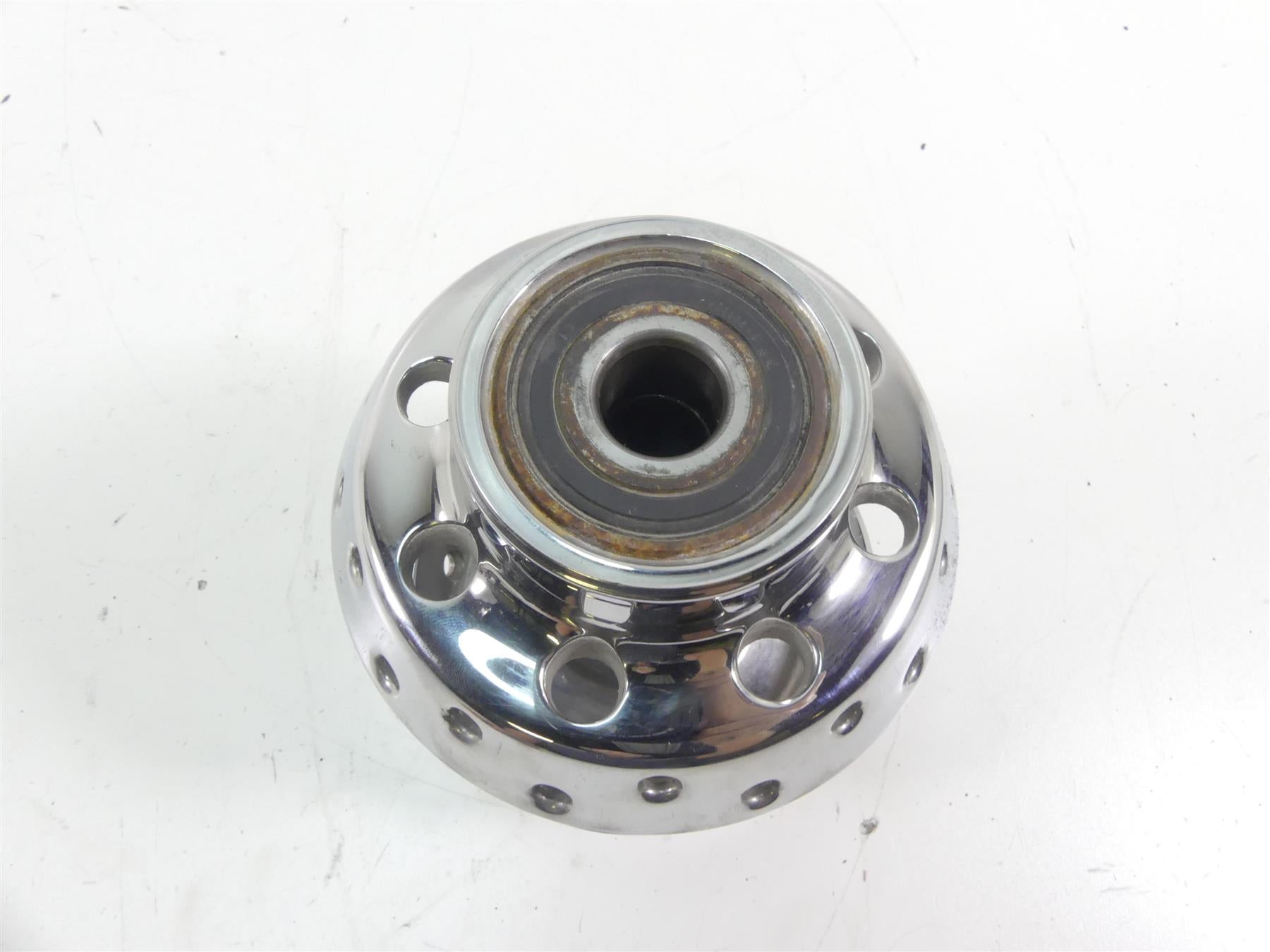 2004 Harley FXDWGI Dyna Wide Glide Front Chrome Spoke Wheel Hub 43671-05A {{ shop.shopifyCountryName }} - Mototech271