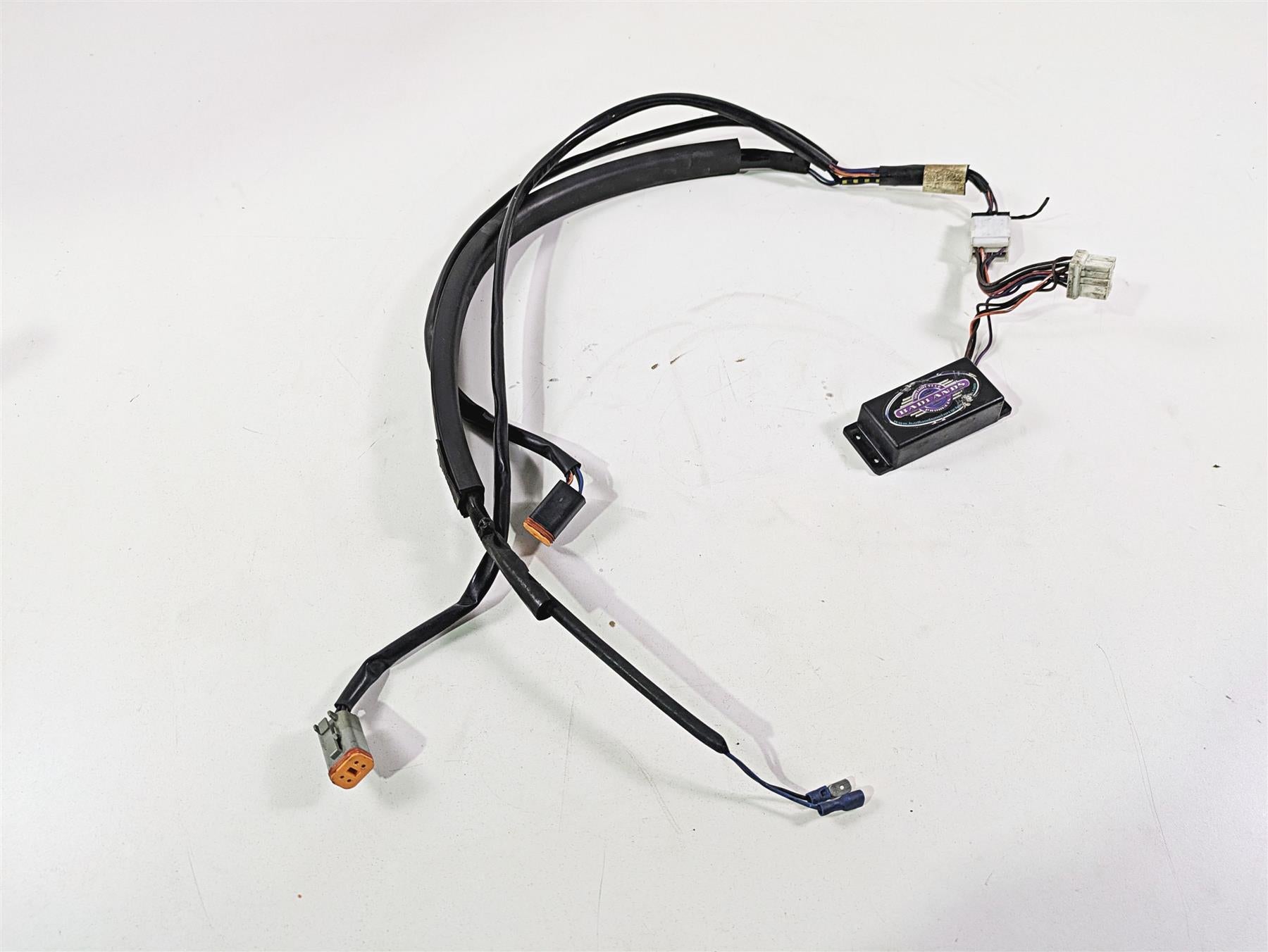 2009 Harley Touring FLHX Street Glide Badlands PlugIn-Load-Equalizer III 60-4908 {{ shop.shopifyCountryName }} - Mototech271