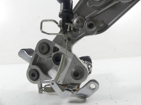 2008 Yamaha FZ1 Fazer Right Rider Footpeg Brake Pedal -Read 2D1-27443-00-00 {{ shop.shopifyCountryName }} - Mototech271