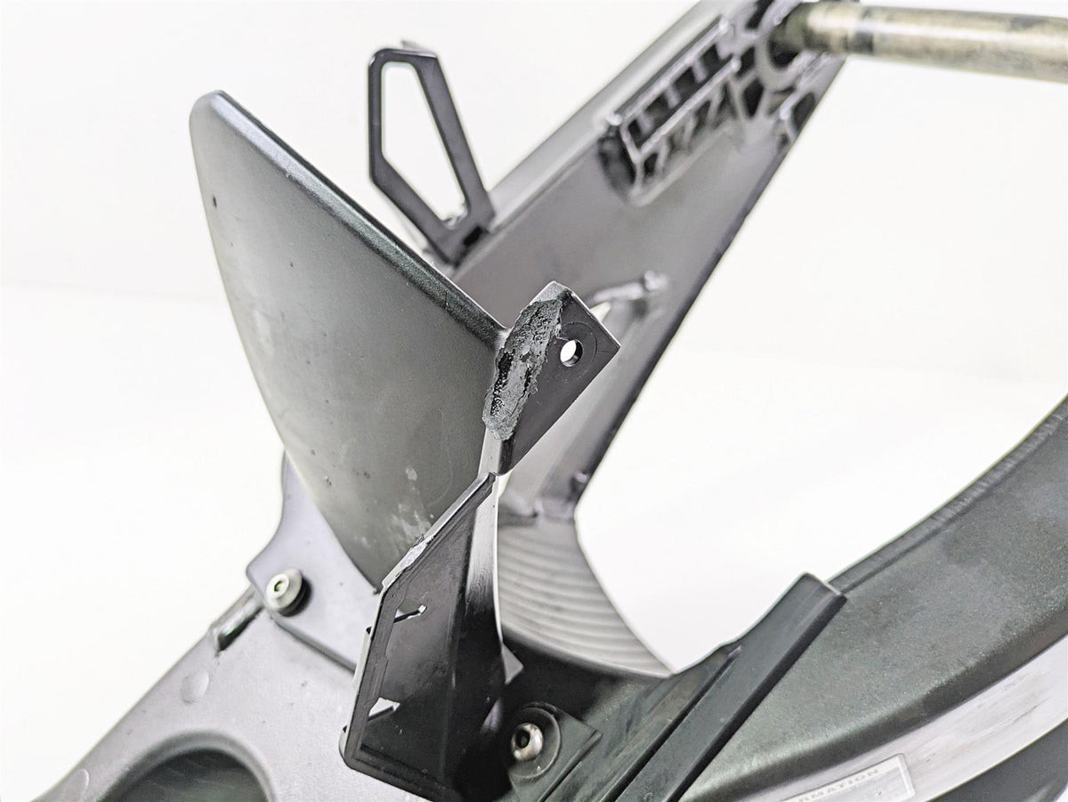 2014 Yamaha YZFR1 R1 RN22 Rear Swingarm Swing Arm & Axle 14B-22110-00 {{ shop.shopifyCountryName }} - Mototech271