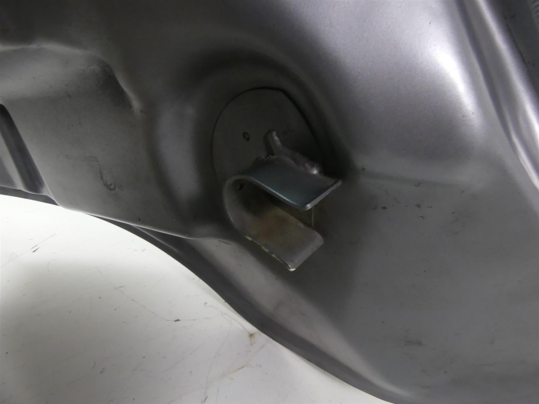 2003 BMW R1150 GS R21 Fuel Gas Petrol Tank Reservoir - No Dents 16112324870 {{ shop.shopifyCountryName }} - Mototech271