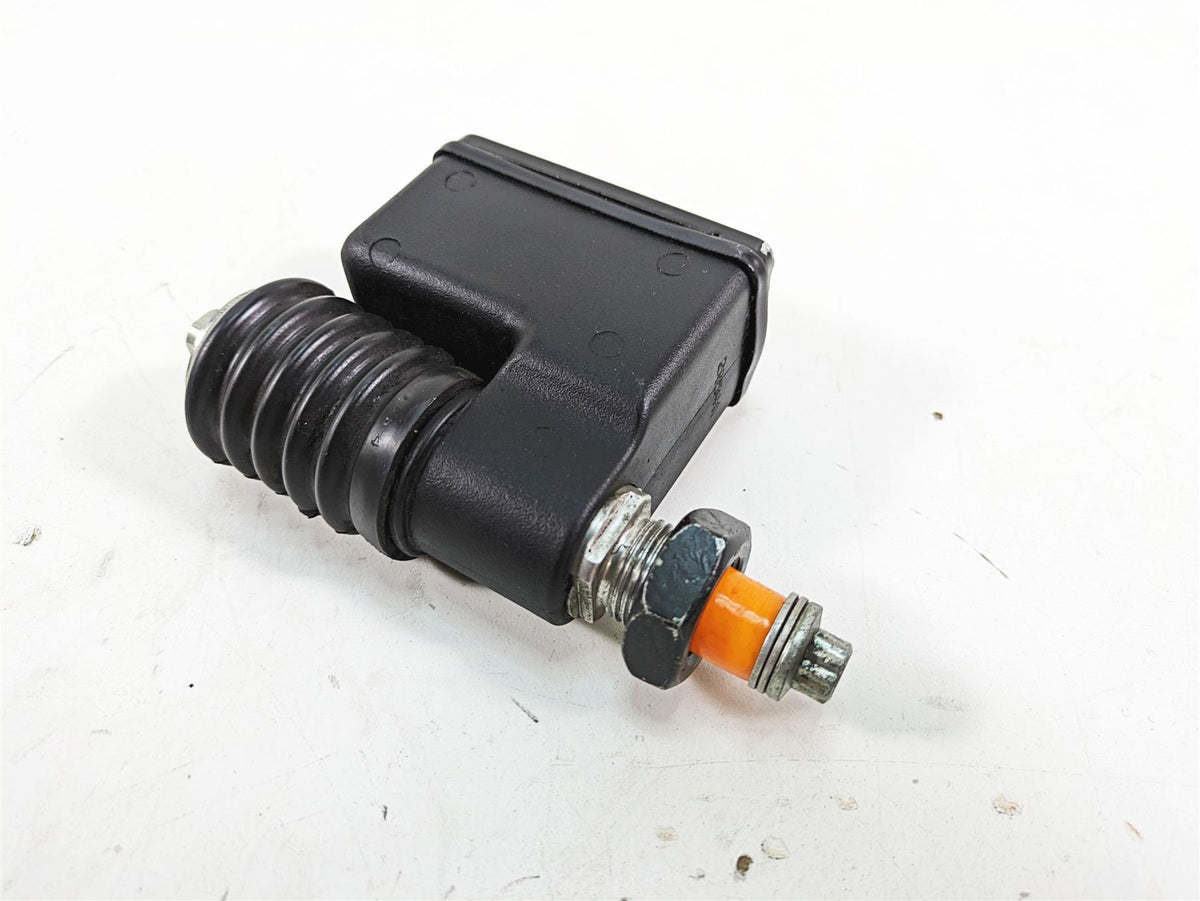 2005 Harley Dyna FXDL Low Rider Rear Brake Master Cylinder 42474-90C {{ shop.shopifyCountryName }} - Mototech271
