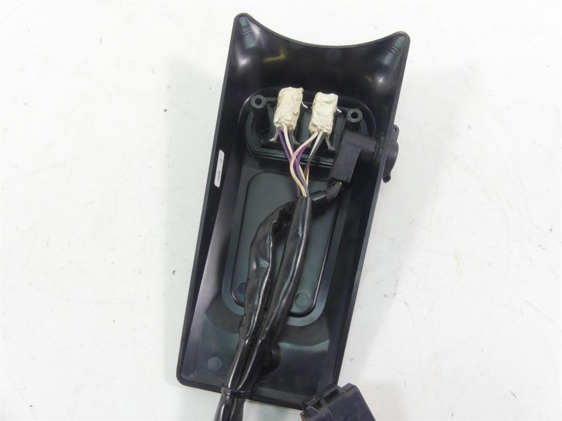 1999 Harley Touring FLHTCUI Electra Glide Cb Intercom Console - Read 77136-98 {{ shop.shopifyCountryName }} - Mototech271