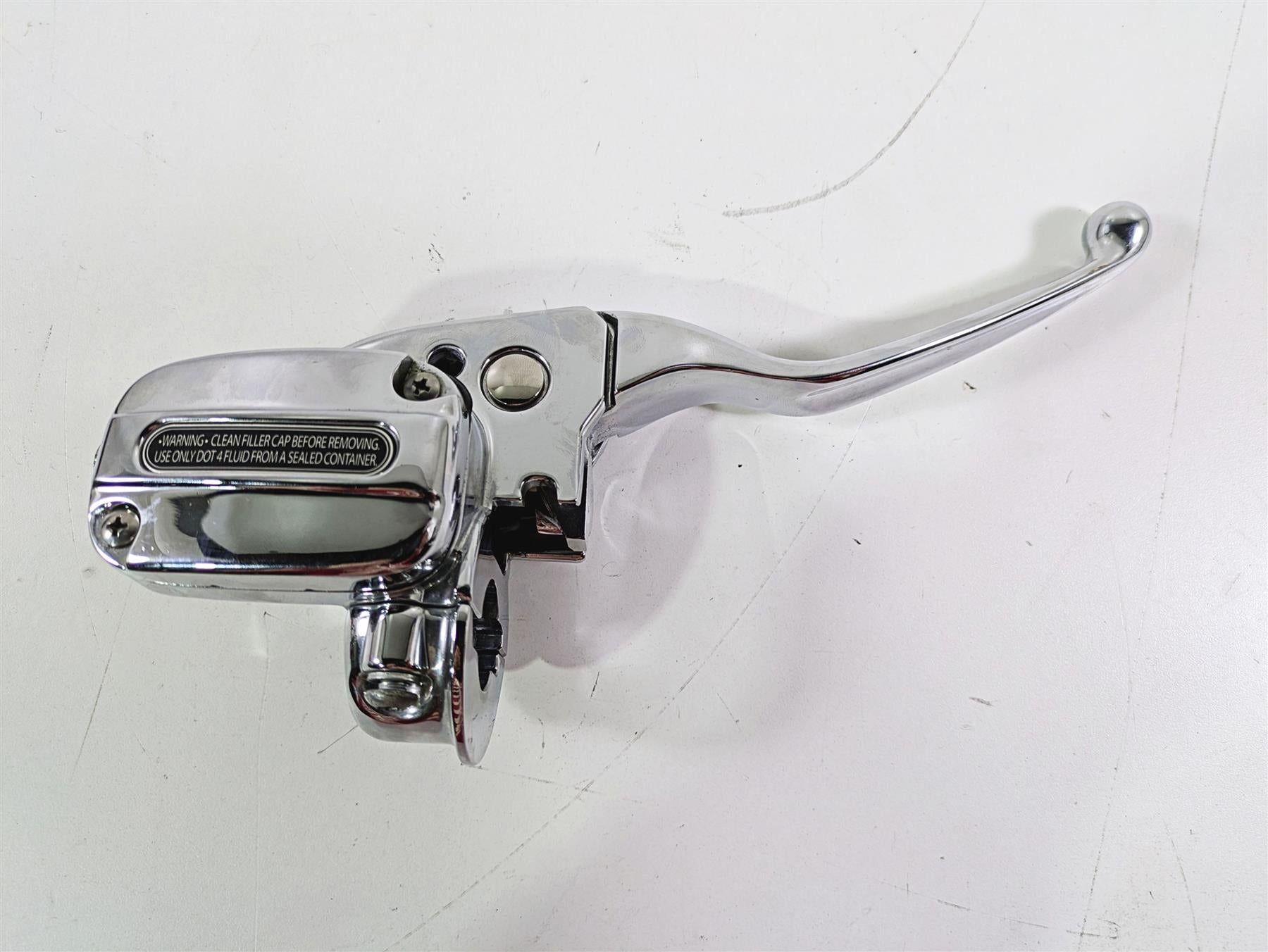 2017 Harley Touring FLHTKSE CVO E-Glide Front Brake Master Cylinder 42102-08D {{ shop.shopifyCountryName }} - Mototech271