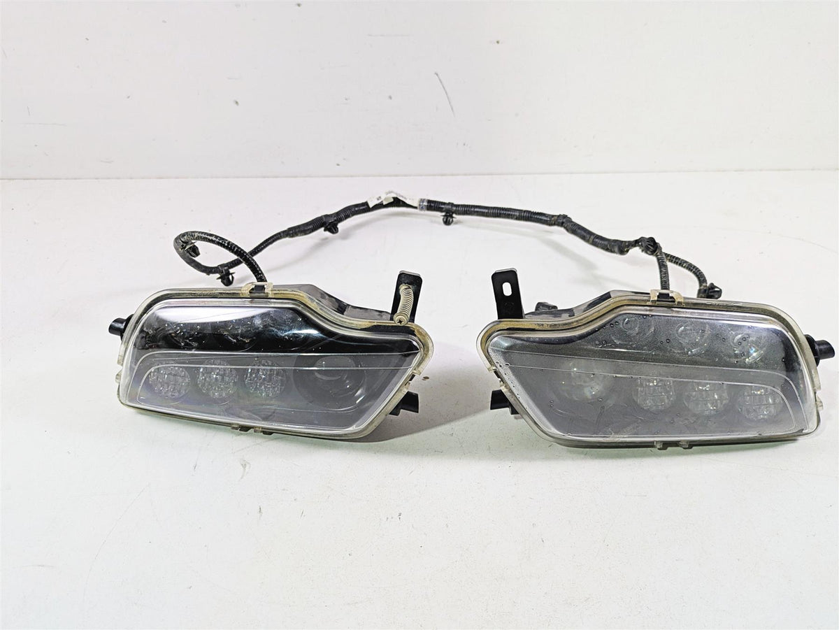 2023 Honda Talon SXS1000 S2R Headlight Head Lamp & Wiring - Read 33100-HL6-A41 {{ shop.shopifyCountryName }} - Mototech271