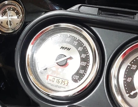 2005 Harley Touring CVO FLHTCSE Electra Glide Speedometer 16K Gauge 67518-04 {{ shop.shopifyCountryName }} - Mototech271