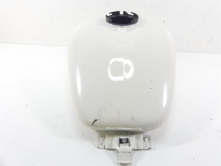 2012 Harley Touring FLHTP Electra Glide Fuel Gas Petrol Tank - Read 61356-08 {{ shop.shopifyCountryName }} - Mototech271
