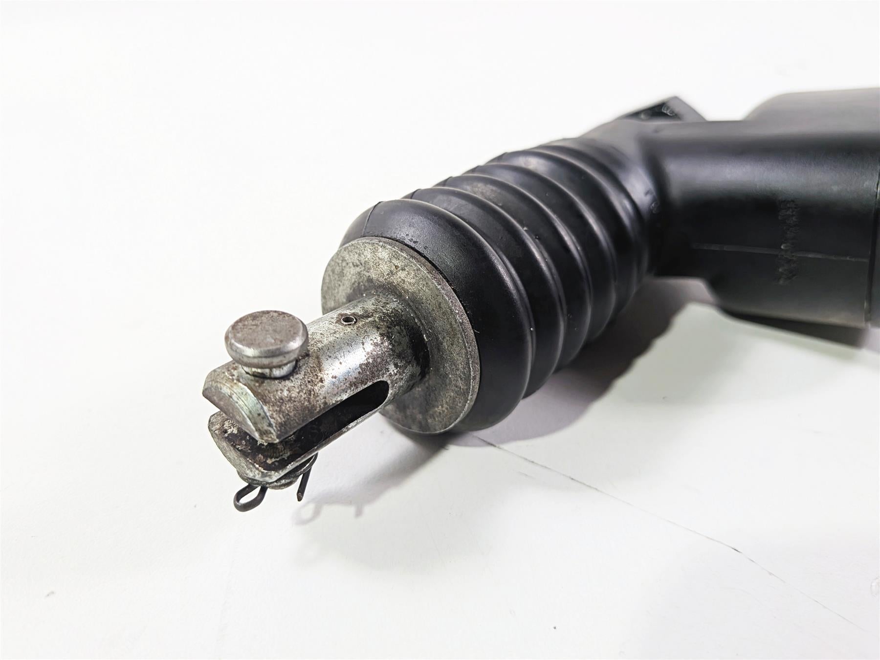2000 Harley Touring FLHRCI Road King Rear Brake Master Cylinder 41755-99F {{ shop.shopifyCountryName }} - Mototech271