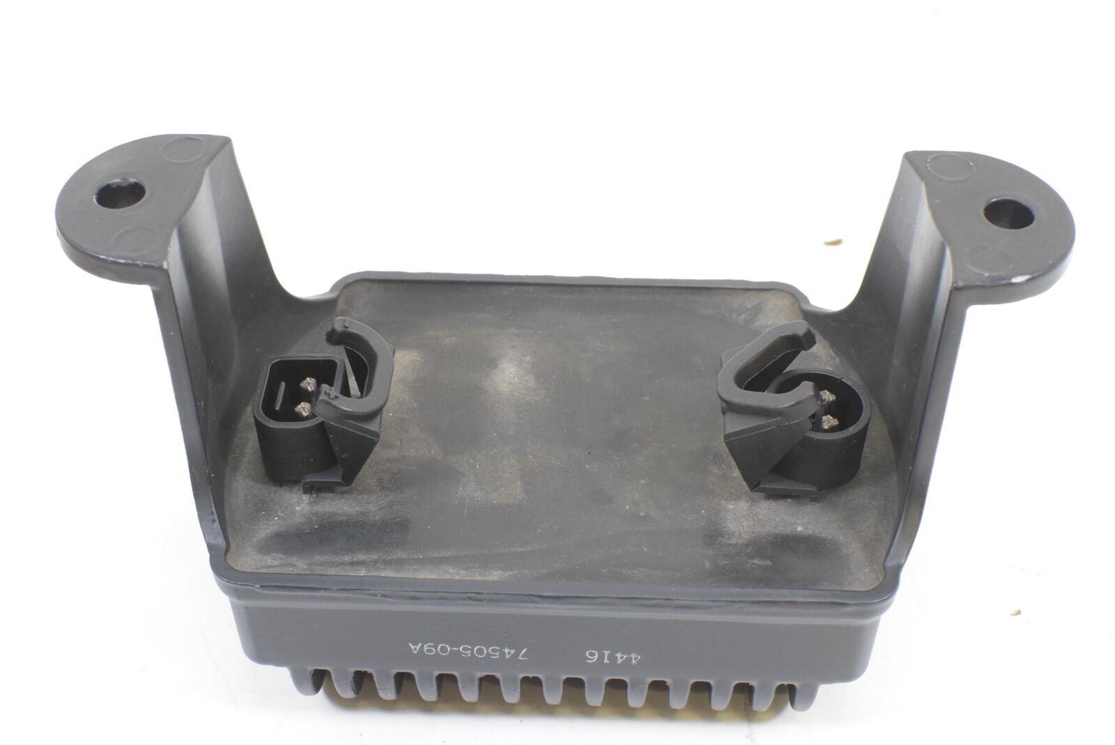 2012 Harley FLHTP Electra Glide Rectifier Voltage Regulator 74505-09A {{ shop.shopifyCountryName }} - Mototech271