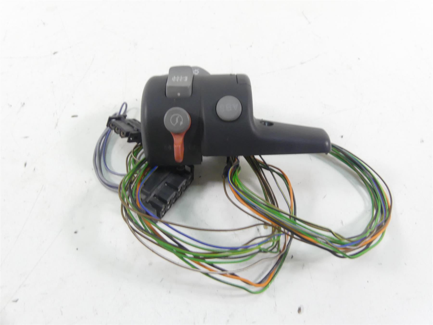 2003 BMW R1150 GS R21 Right Hand Abs Heat Control Switch 61317661424 {{ shop.shopifyCountryName }} - Mototech271