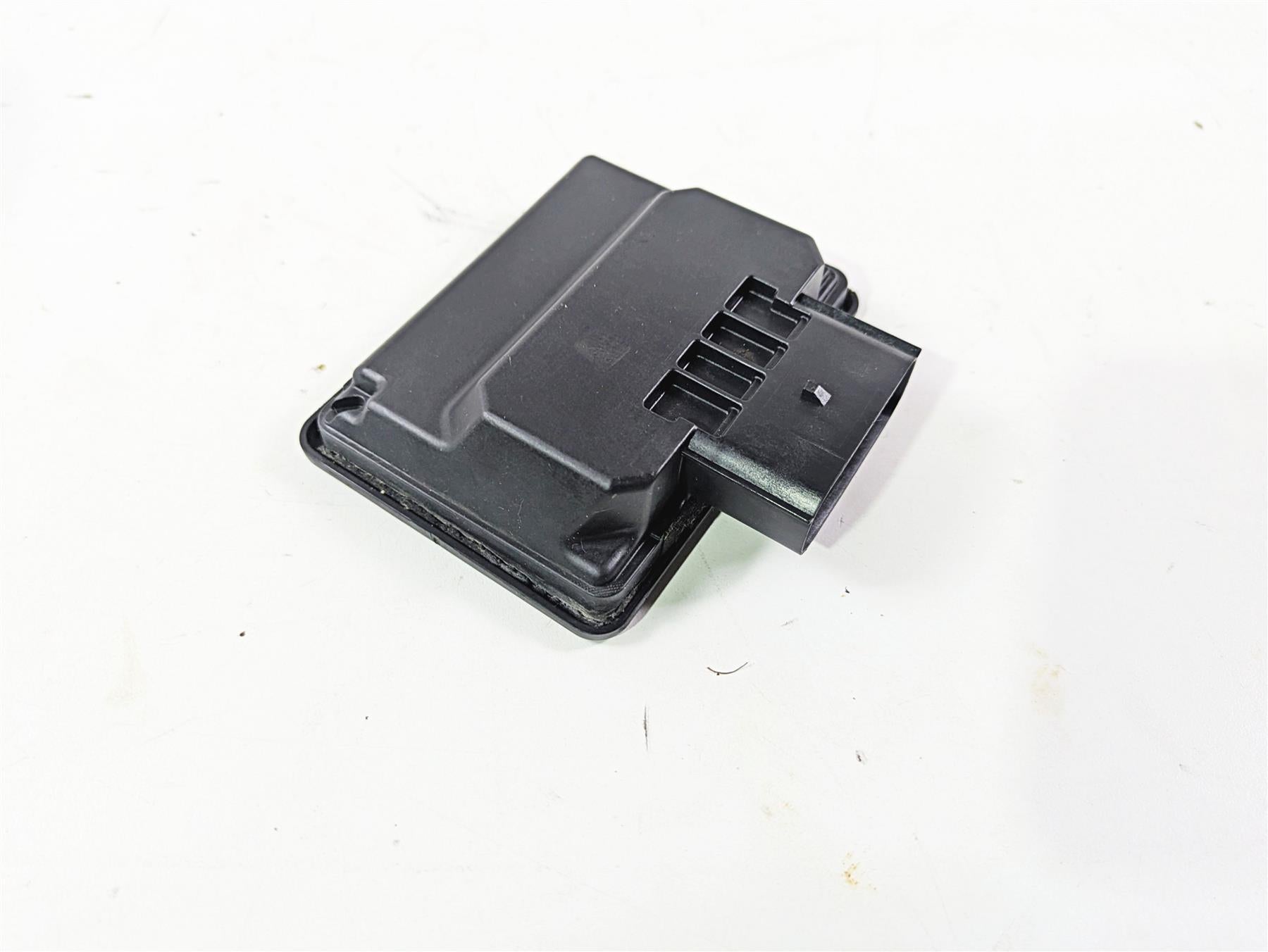2014 Harley FLS Softail Slim Abs Brake Pump Control Module Box 40662-11A {{ shop.shopifyCountryName }} - Mototech271