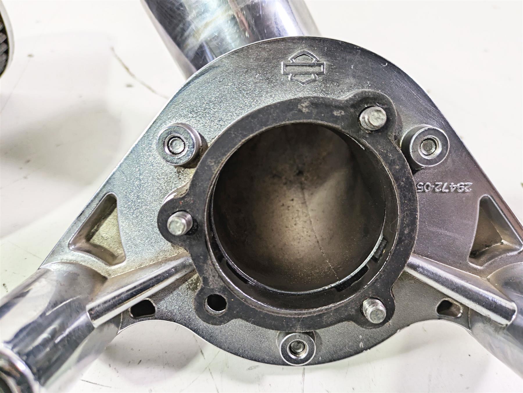 2003 Harley Touring FLHTCUI E-Glide 100th Screamin Eagle Air Cleaner 29472-05 {{ shop.shopifyCountryName }} - Mototech271
