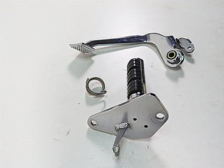 2006 Honda VT1100 C2 Shadow Front Right Footpeg & Brake Pedal 50615-MCK-A00 {{ shop.shopifyCountryName }} - Mototech271