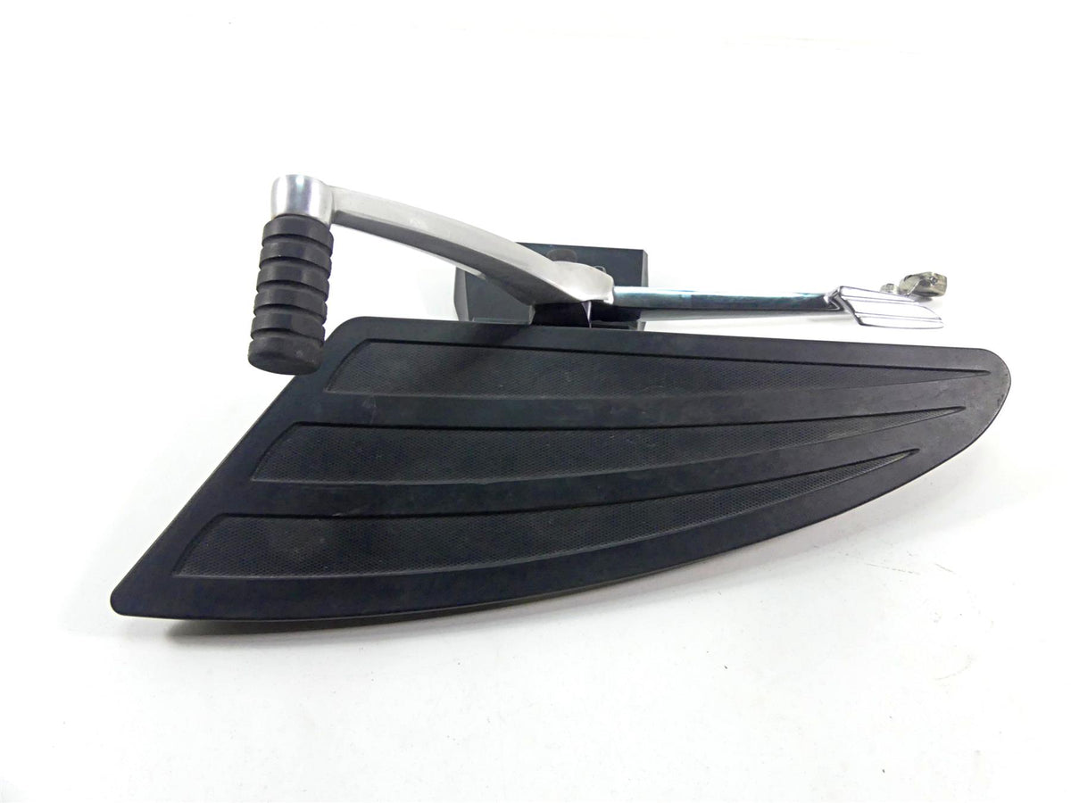 2011 Victory Cross Country Front Left Floorboard & Shifter Lever Set 1015290 {{ shop.shopifyCountryName }} - Mototech271