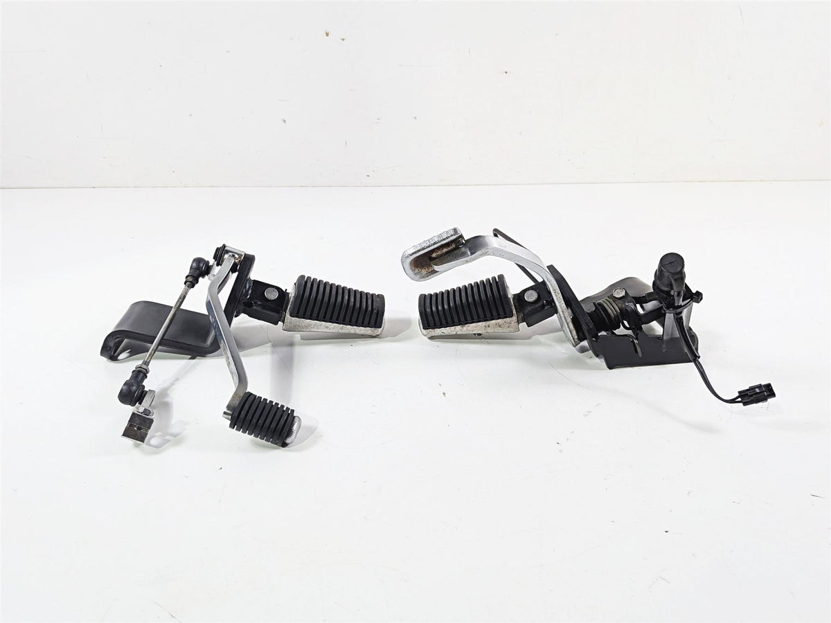2007 Yamaha XVS1100 V-Star Custom Front Footpegs & Foot Lever Set 5EL-27410-00 {{ shop.shopifyCountryName }} - Mototech271
