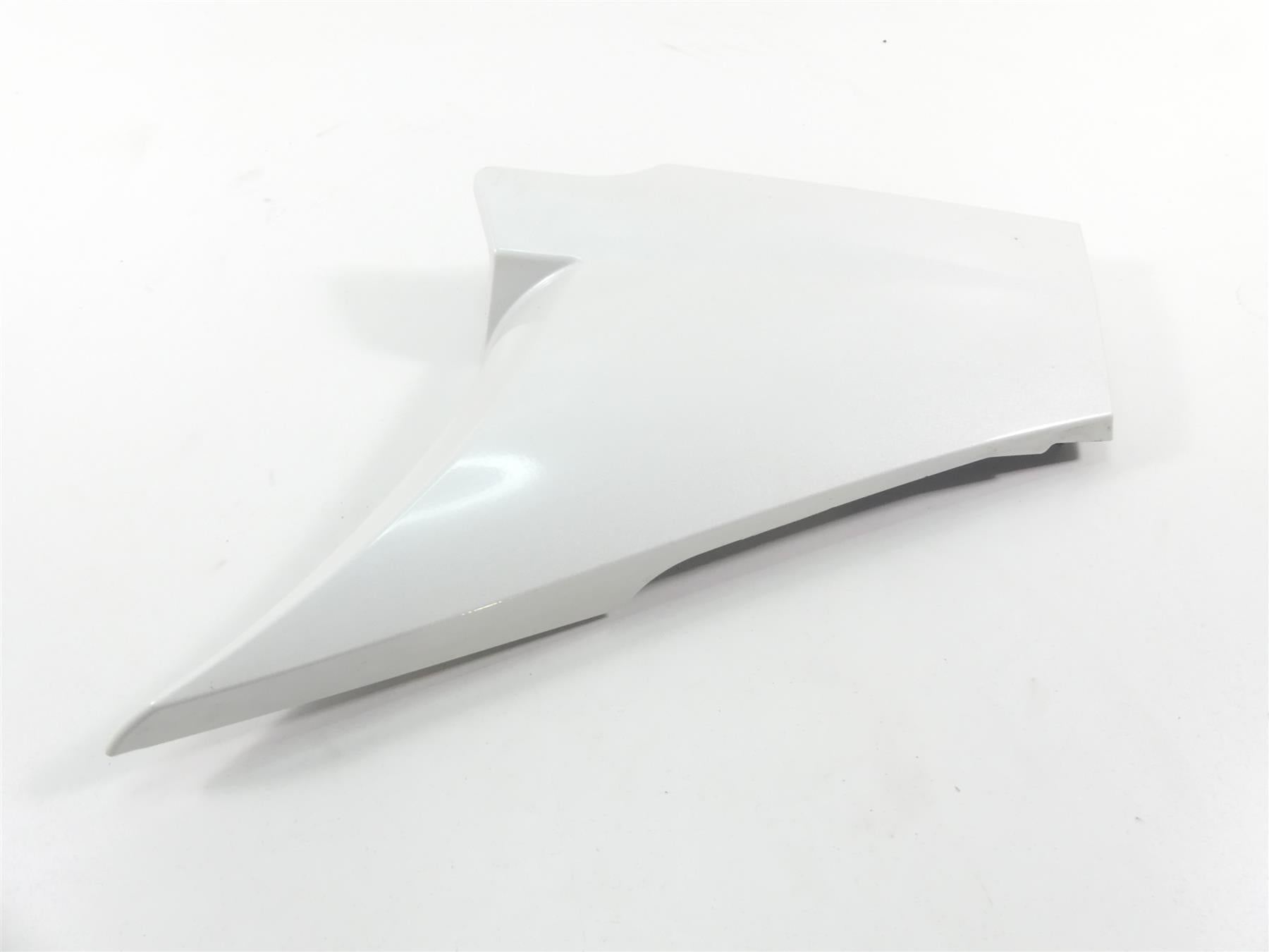 2011 Victory Cross Country Right Side Cover Fairing Cowl 5437589 {{ shop.shopifyCountryName }} - Mototech271