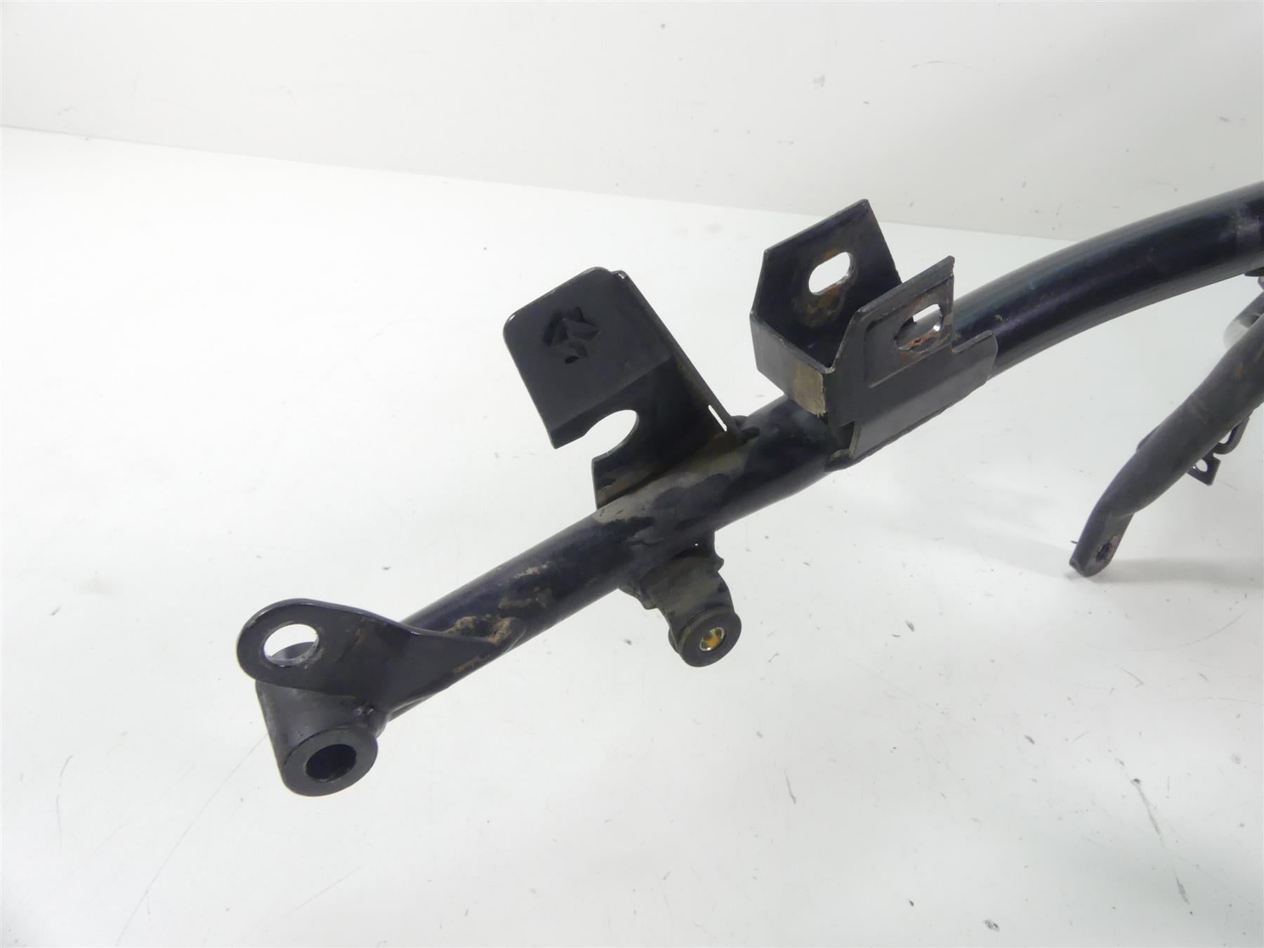 2001 BMW R1150 GS R21 Straight Rear Subframe Inner Fender 46517661423 {{ shop.shopifyCountryName }} - Mototech271