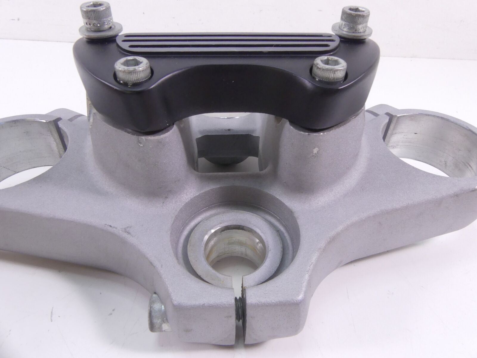 2009 Harley Sportster XR1200 Upper Triple Tree Steering Clamp 43mm 46028-08 {{ shop.shopifyCountryName }} - Mototech271