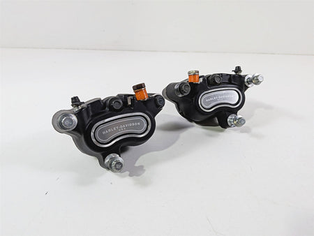 2011 Harley FXDF Dyna Fat Bob Dual Front Brake Caliper Set 44046-08 {{ shop.shopifyCountryName }} - Mototech271