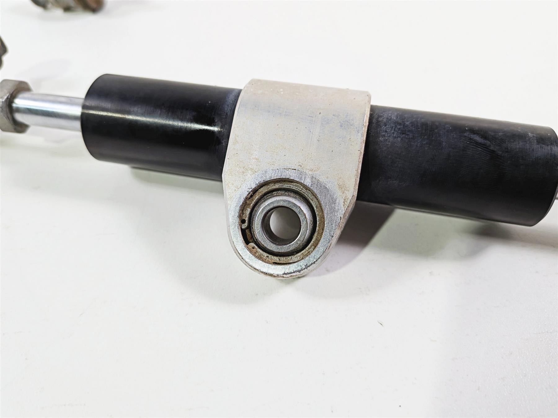 2015 BMW R1200GS K50 Steering Damper & Mounts 32768549363 {{ shop.shopifyCountryName }} - Mototech271