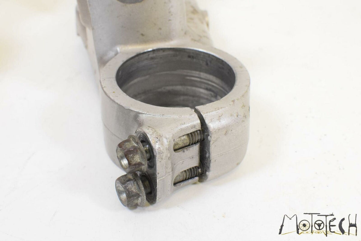 1989 Honda CR250R CR250 R Upper Triple Tree Steering Clamp 53230-KZ3-000 {{ shop.shopifyCountryName }} - Mototech271