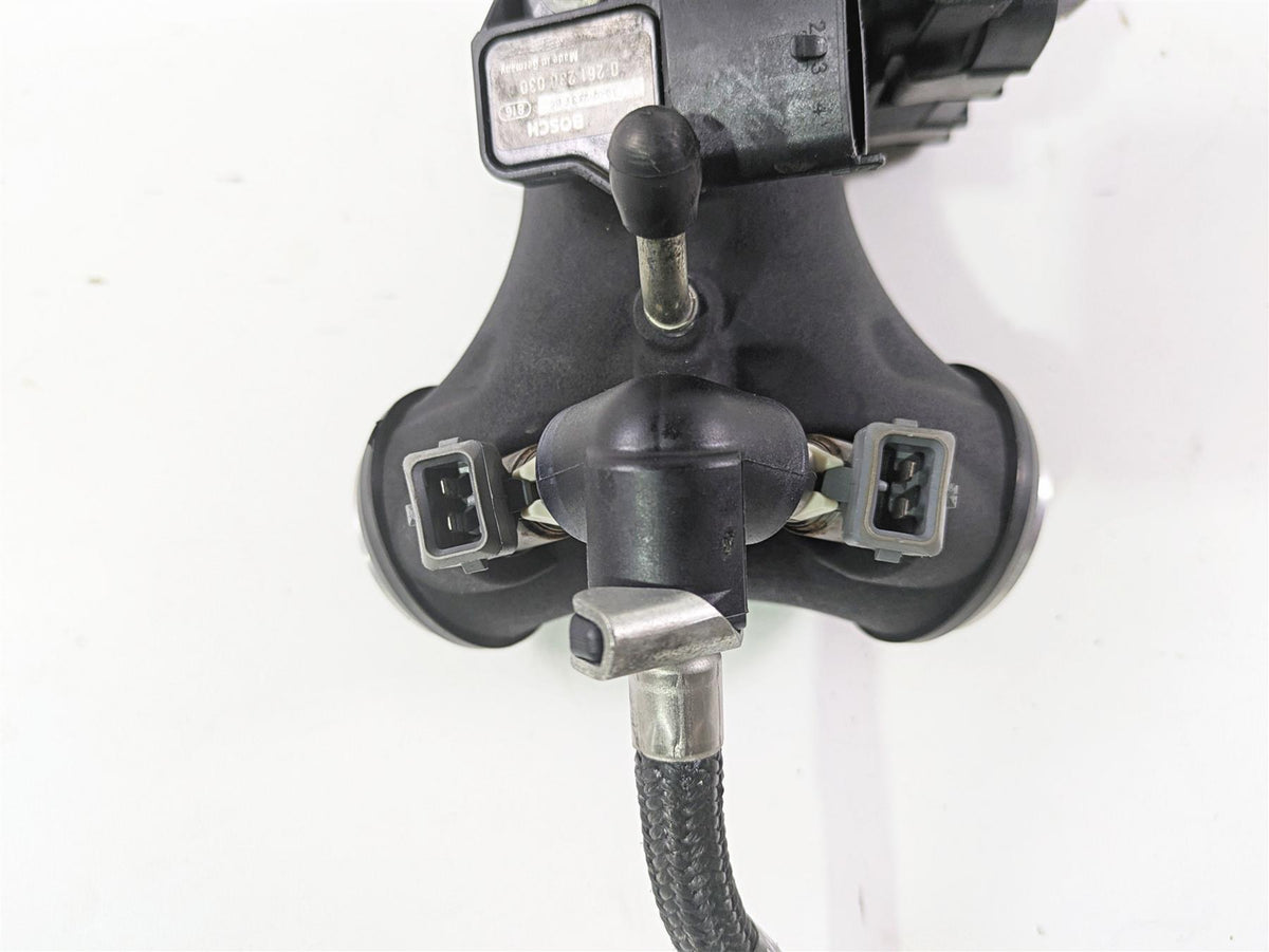2010 Harley Touring FLHXSE CVO Street Glide Throttle Body 27685-08A {{ shop.shopifyCountryName }} - Mototech271