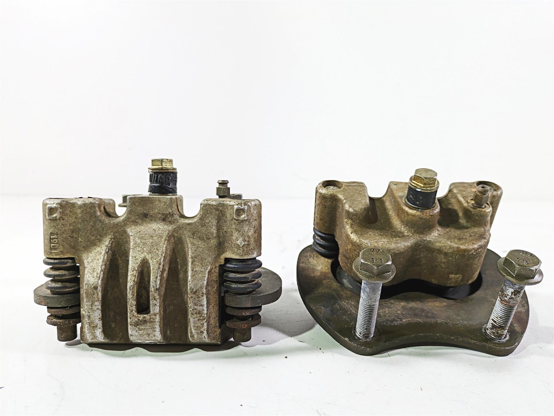 2020 Polaris RZR XP 1000 EPS Rear Brake Caliper Set L 1912141 R 1912142 {{ shop.shopifyCountryName }} - Mototech271