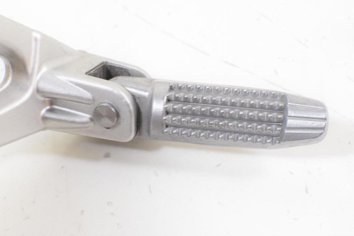 08 BMW K1200R K1200 R Sport K43 Passenger Footpeg Foot Peg Rest 46717660170 {{ shop.shopifyCountryName }} - Mototech271