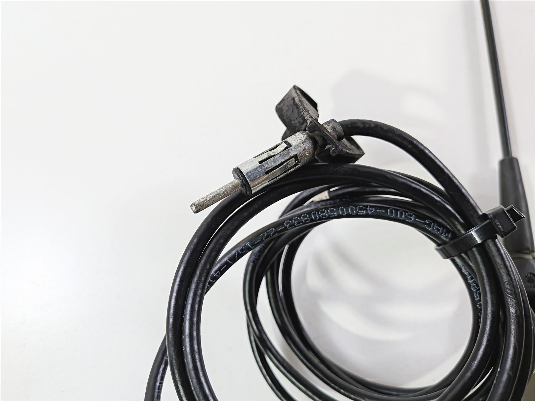 2016 Victory Cross Country Radio Antenna & Cable 4012213 {{ shop.shopifyCountryName }} - Mototech271