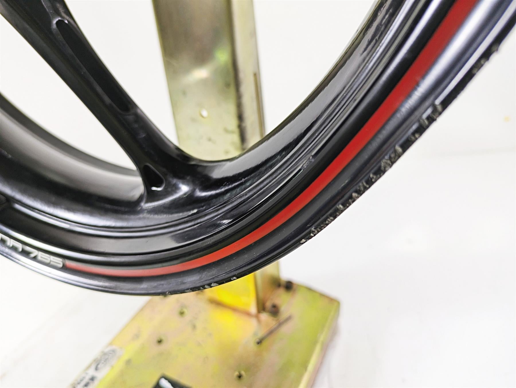 2020 Triumph Daytona 765 Moto2 Front Wheel Rim 17x3.5 Wobble T2000629 {{ shop.shopifyCountryName }} - Mototech271