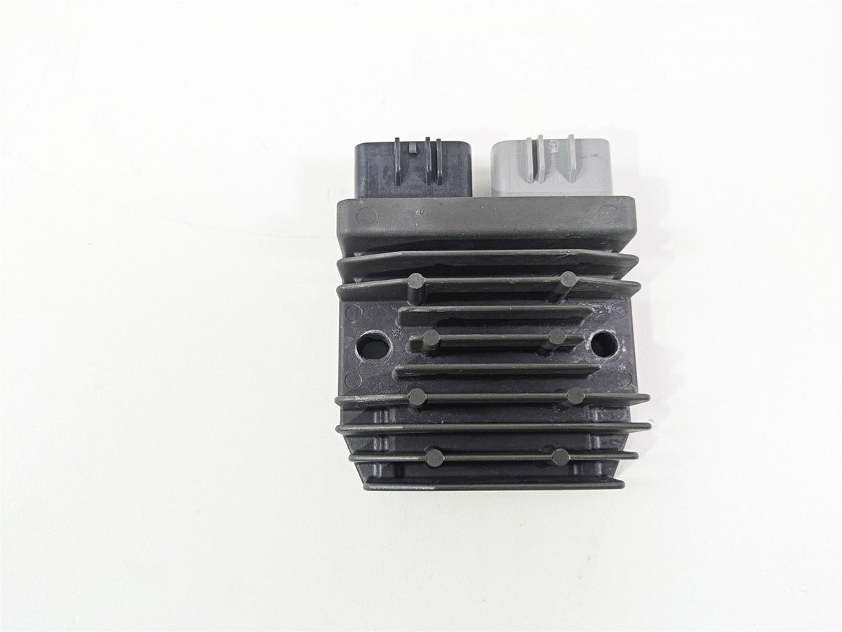 2016 BMW R1200RT K52 Rectifier Voltage Regulator - Read FH020AA 12318523367 {{ shop.shopifyCountryName }} - Mototech271