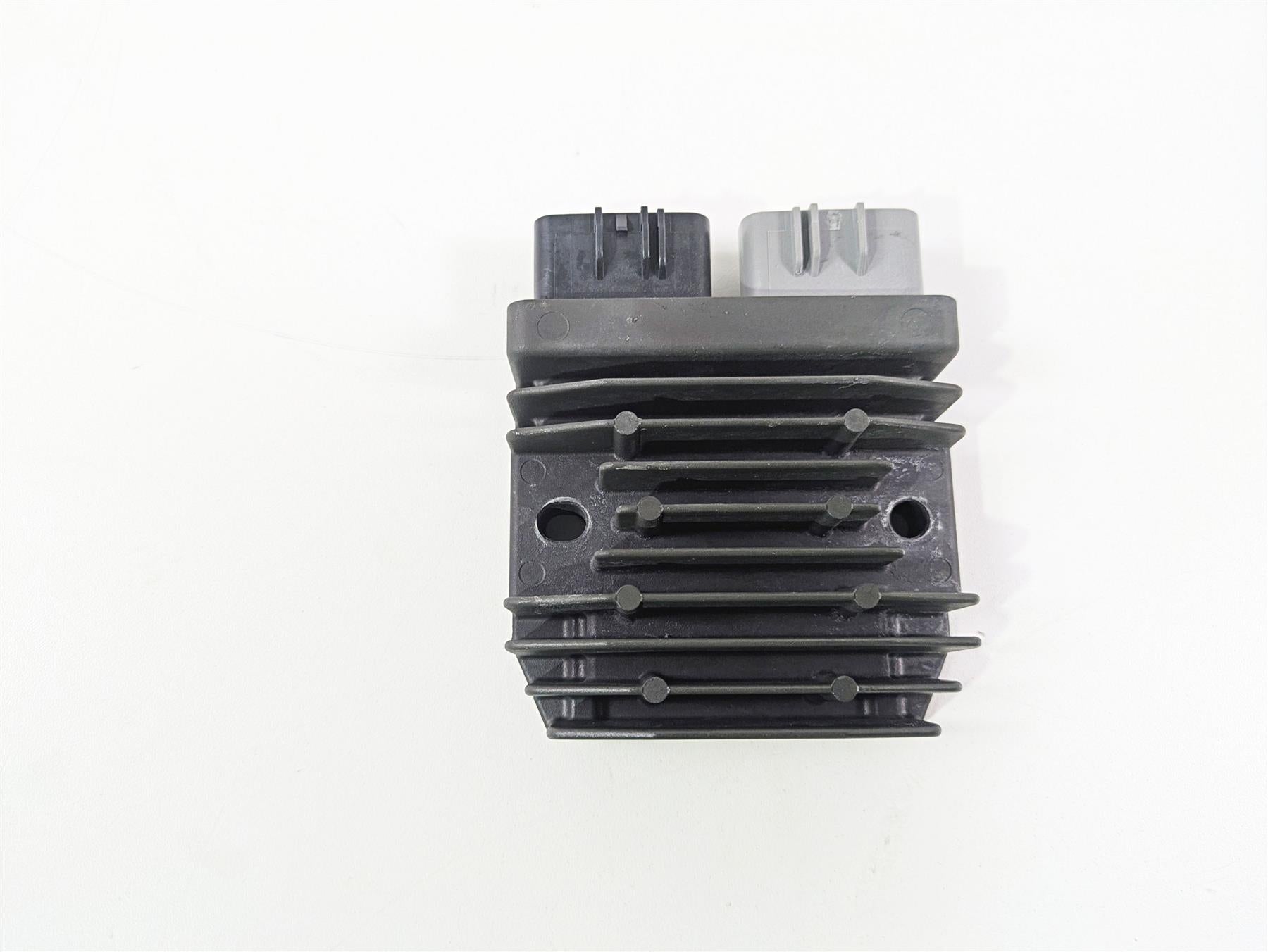 2016 BMW R1200RT K52 Rectifier Voltage Regulator - Read FH020AA 12318523367 {{ shop.shopifyCountryName }} - Mototech271