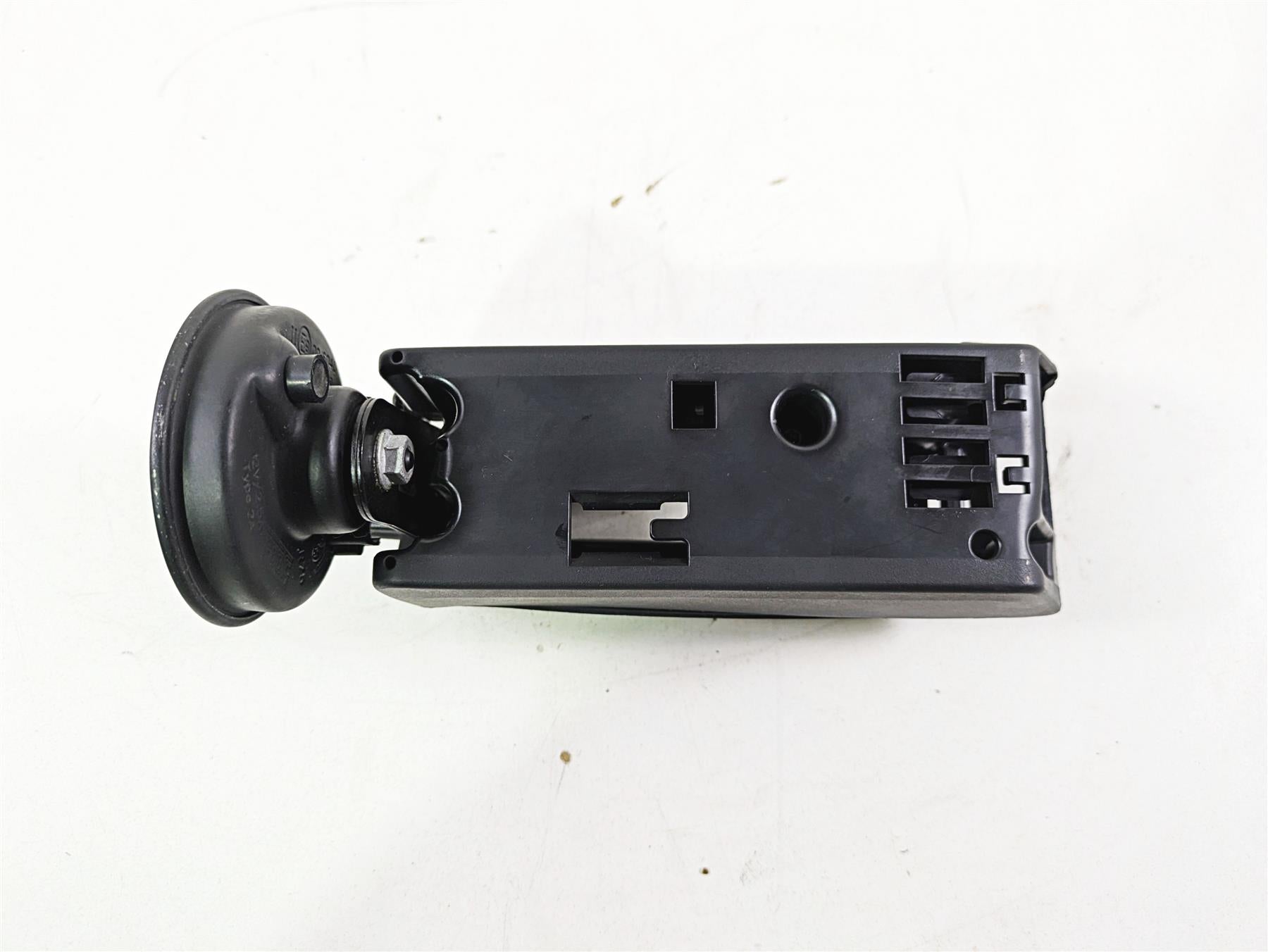 2021 Harley Softail FXST Standard Horn & Wiring Box 69202599 69000095 {{ shop.shopifyCountryName }} - Mototech271