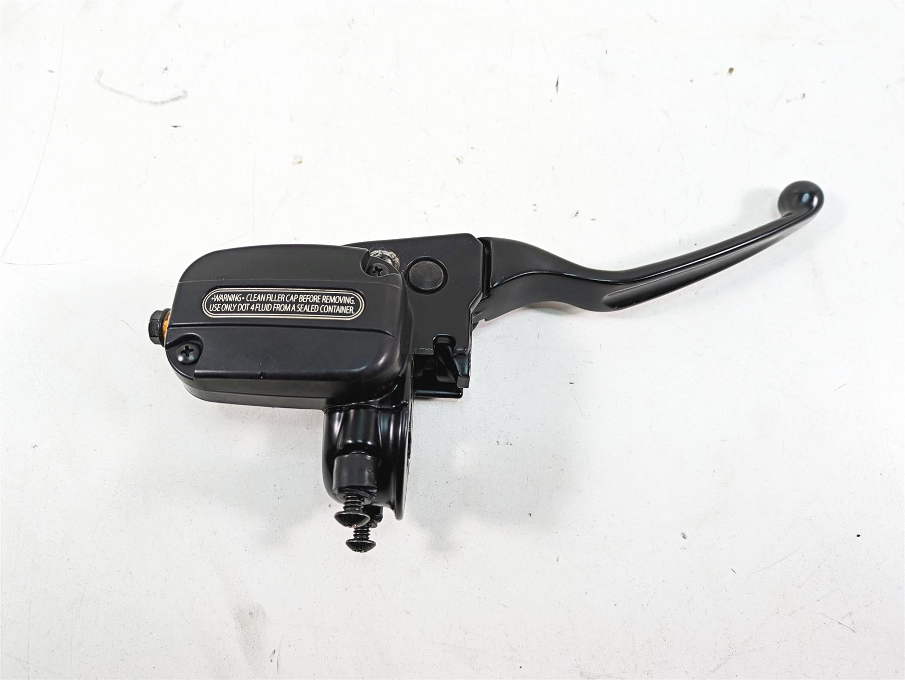 2018 Harley Touring FLHXSE CVO Street Glide Front Brake Master Cylinder 44985-10 {{ shop.shopifyCountryName }} - Mototech271