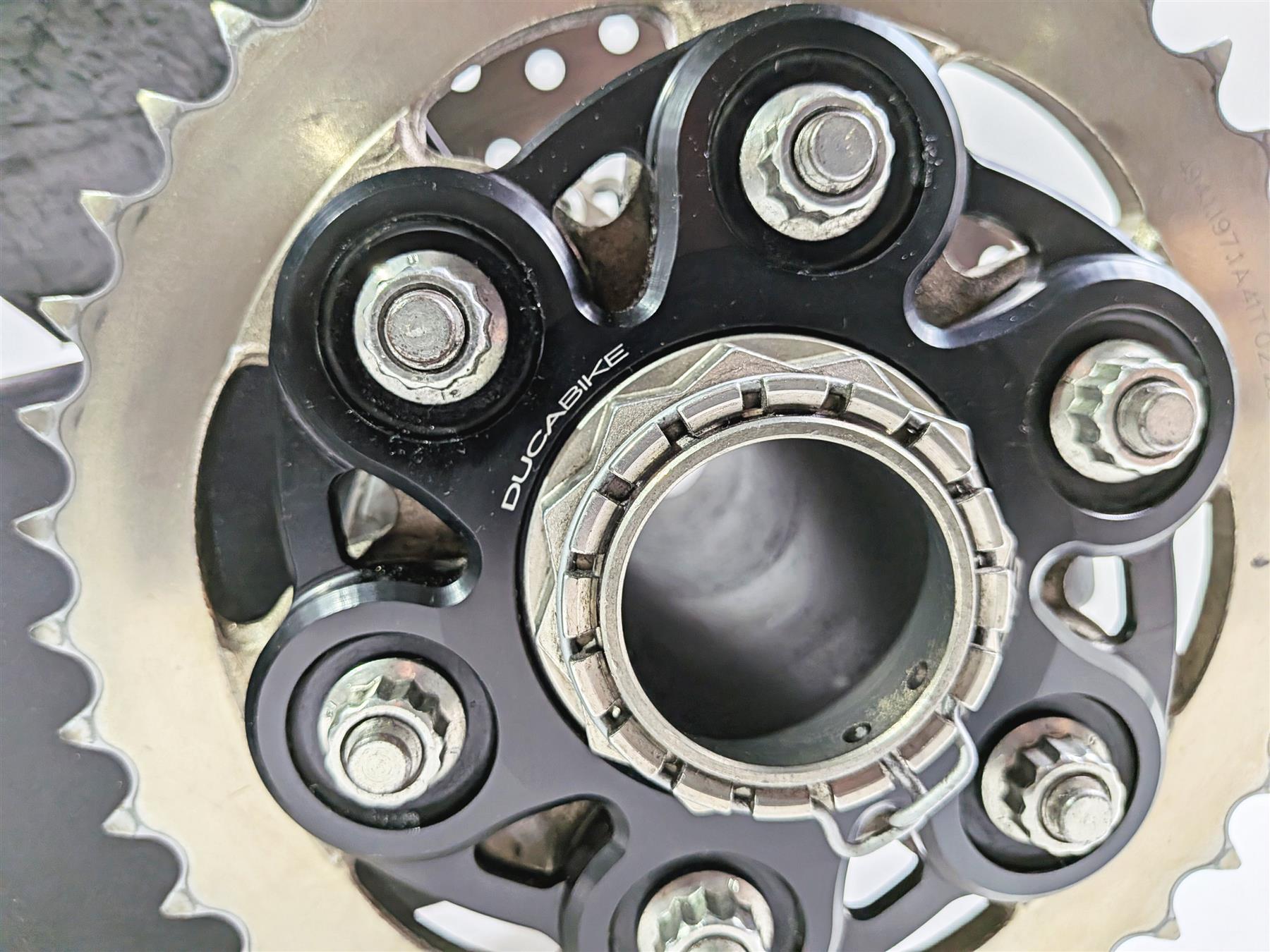 2019 Ducati Panigale V4S V4 S Corse Swingarm Rear Axle Carbon Fender 37032192B {{ shop.shopifyCountryName }} - Mototech271
