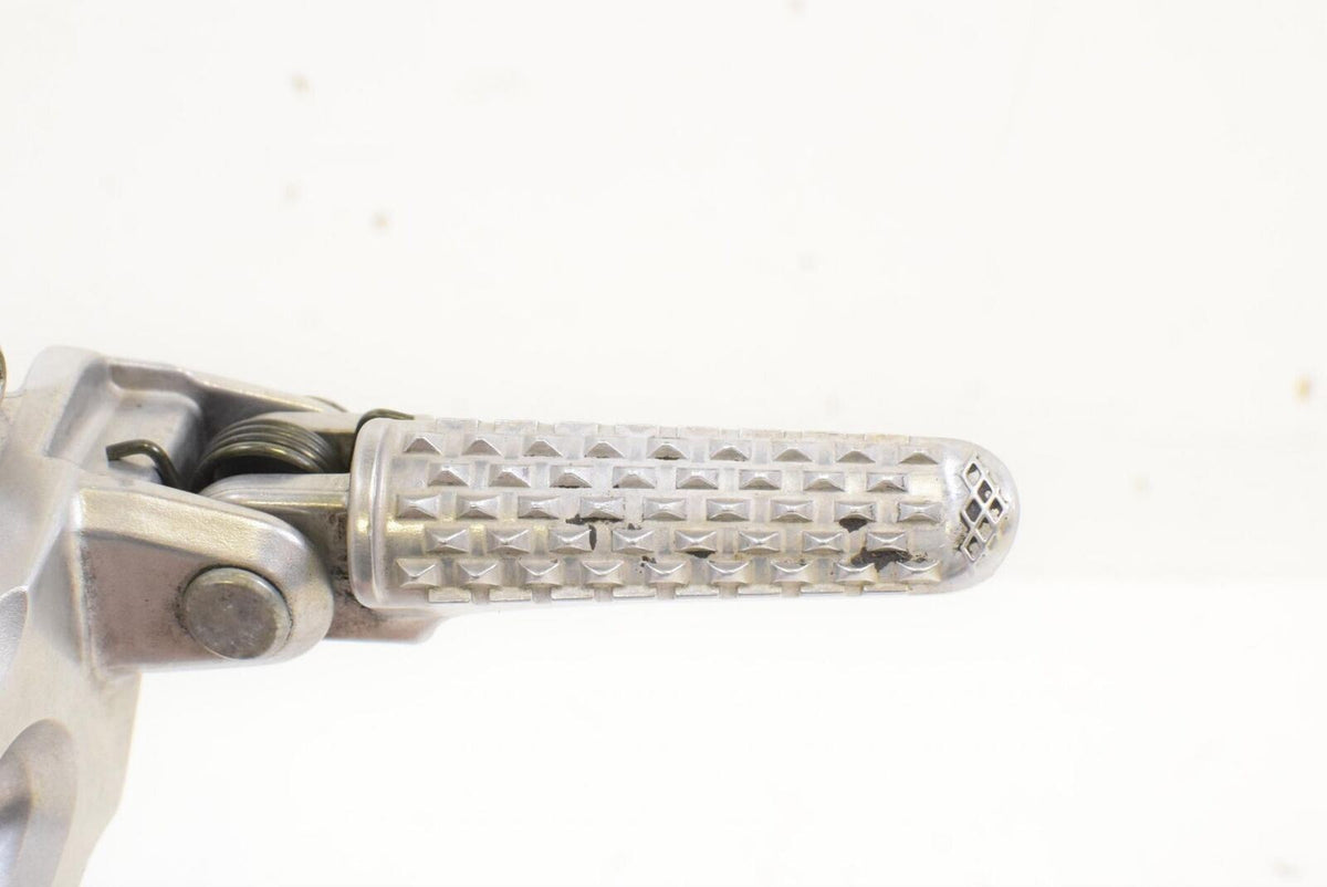 05 Honda CBR1000RR CBR1000 RR Left Rider Footpeg Foot Peg Rest 50700-MEL-000 {{ shop.shopifyCountryName }} - Mototech271