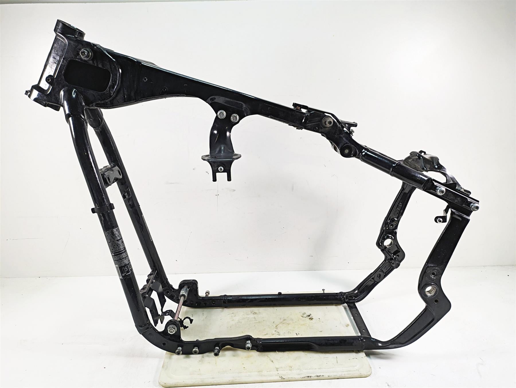 2020 Harley Softail FXBB Street Bob Straight M8 Frame Chassis 30degr With Clean California Title  47000126
