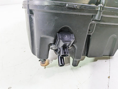 2019 Triumph Speed Triple RS 1050 Air Box Cleaner Breather Set T2205575 {{ shop.shopifyCountryName }} - Mototech271