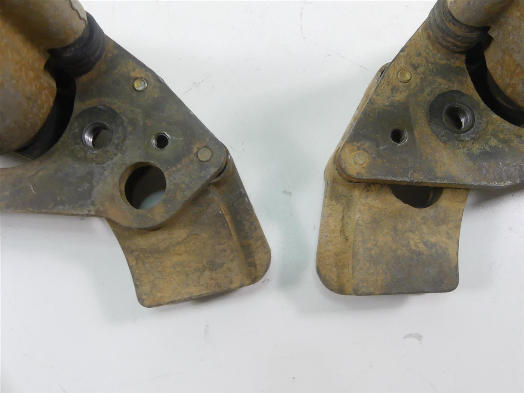 2018 Polaris General 1000 EPS Front Brake Caliper Set 1912255 1912256 {{ shop.shopifyCountryName }} - Mototech271
