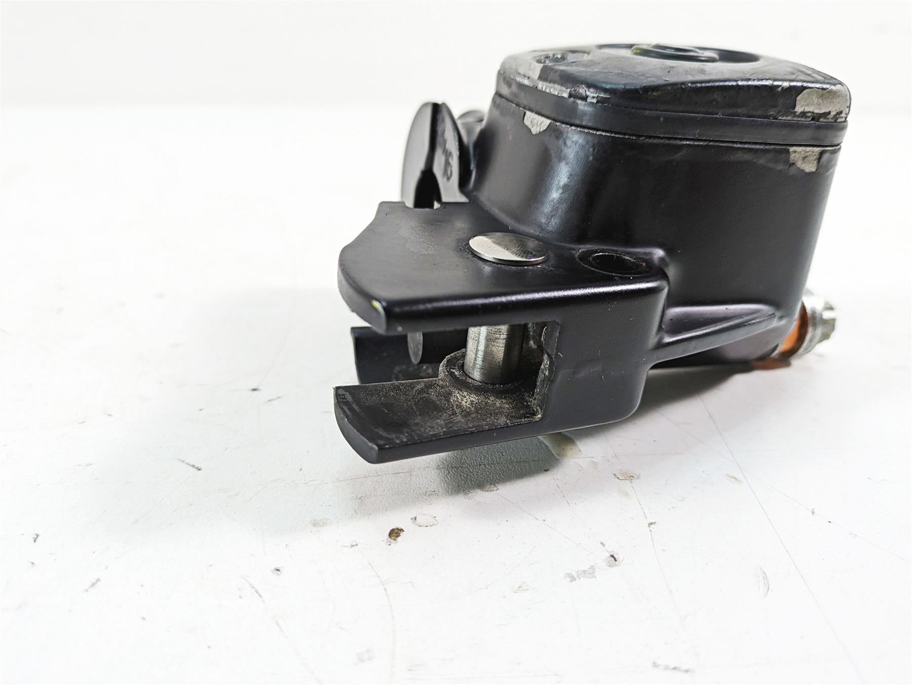 2013 Harley Softail FLSTC Heritage Classic Front Master Cylinder 9/16 45029-11D {{ shop.shopifyCountryName }} - Mototech271