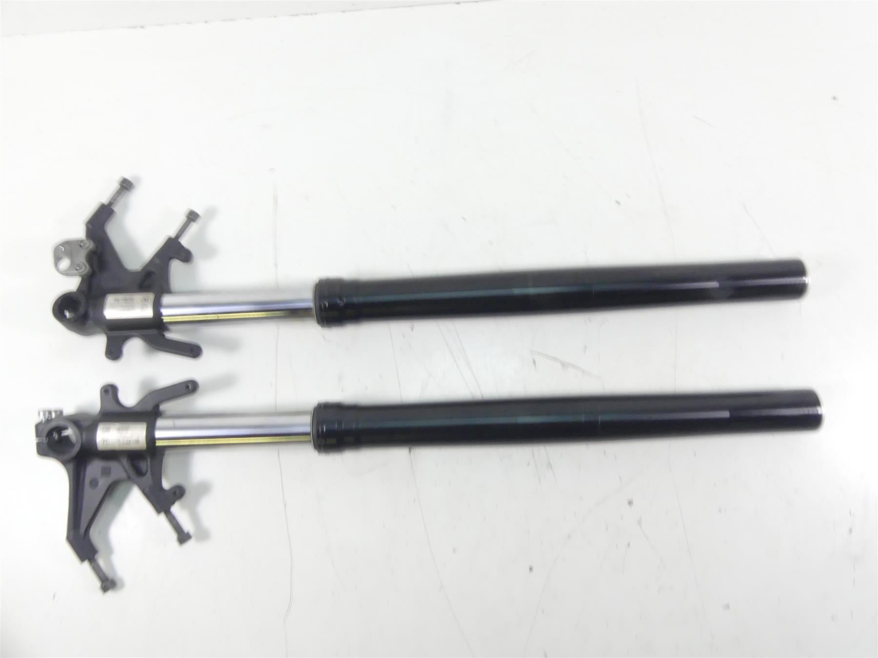 2019 Indian Motorcycle Co. FTR1200 Straight Front Fork Set 1824724 1824725 {{ shop.shopifyCountryName }} - Mototech271