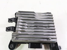 Load image into Gallery viewer, 2018 Indian Chieftain Limited Front Amplifier Amp Radio Stereo 4015979 | Mototech271
