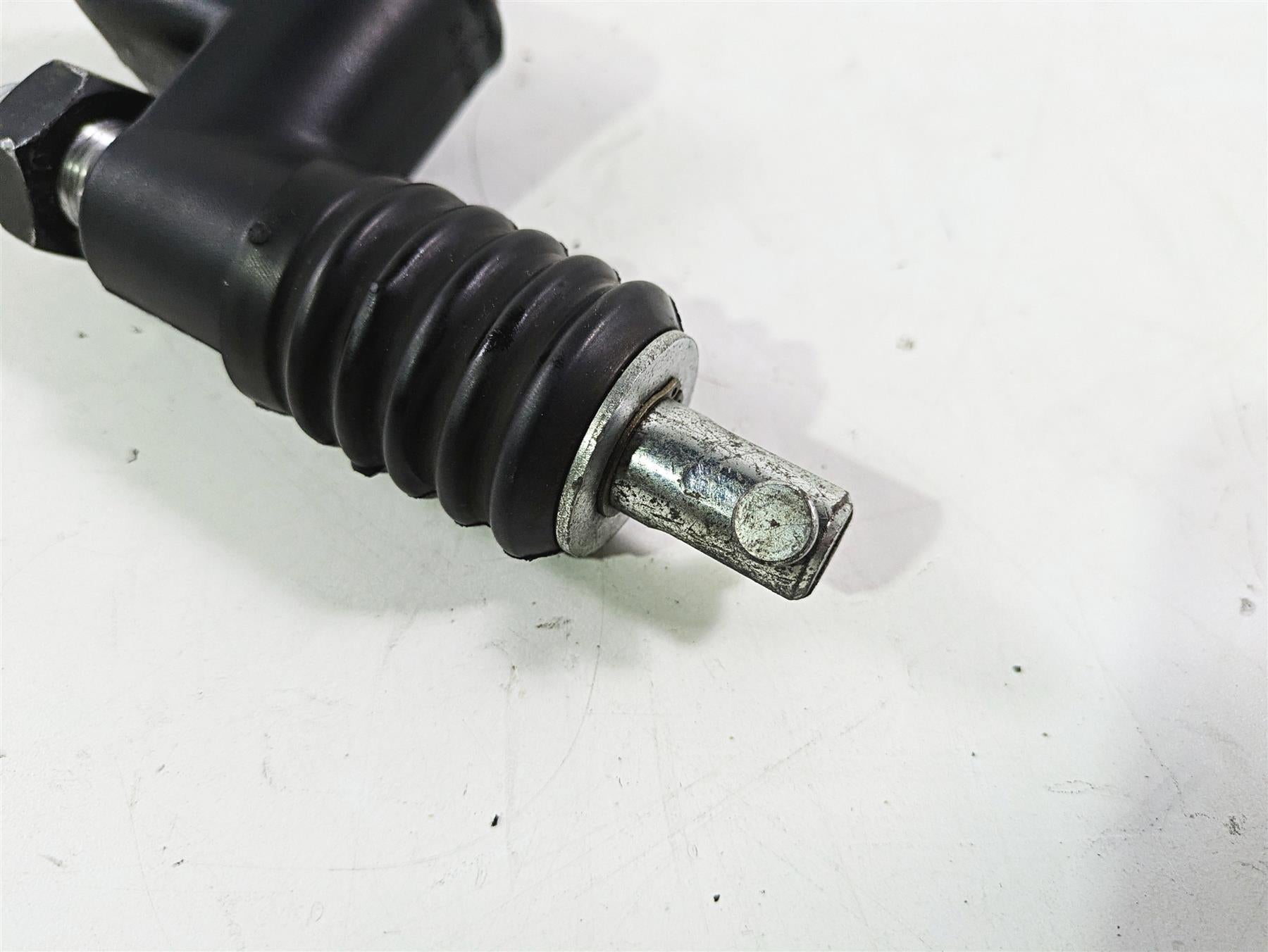 2008 Harley FLSTSB Cross Bones Rear Brake Master Cylinder 41767-05E {{ shop.shopifyCountryName }} - Mototech271