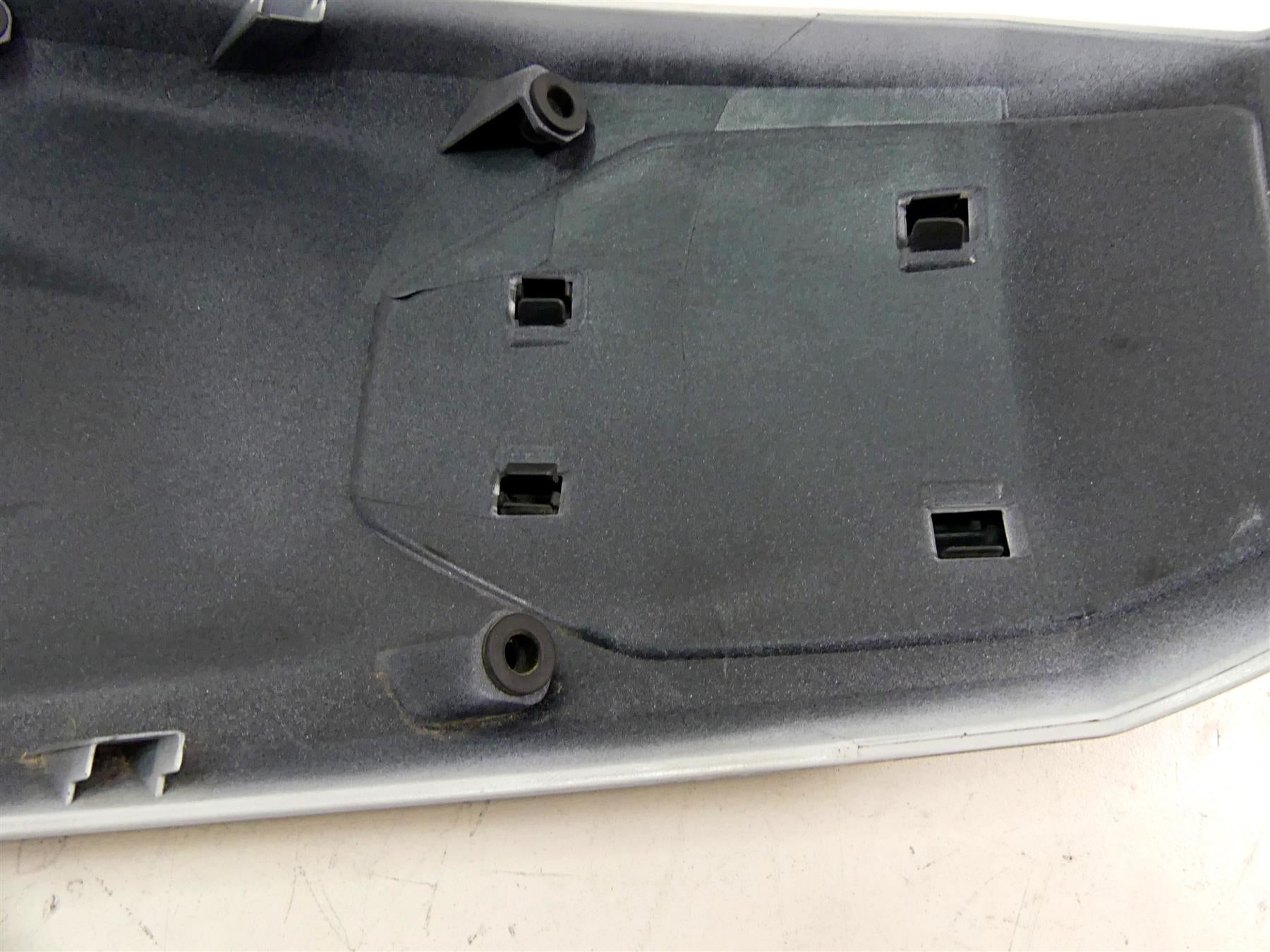2015 BMW R1200GS GSW K50 Center Fuel Gas Petrol Tank Cover Cowl 46618533664 {{ shop.shopifyCountryName }} - Mototech271